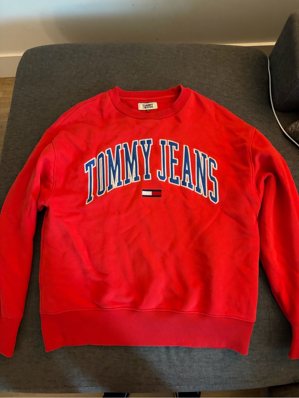 Tommy Hilfiger Red Crewneck Sweatshirt with Contrast Logo
